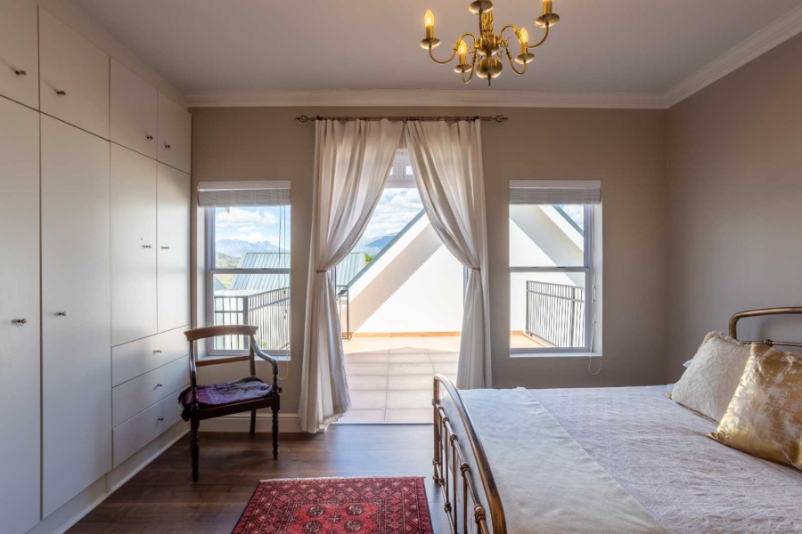 5 Bedroom Property for Sale in Val De Vie Estate Western Cape